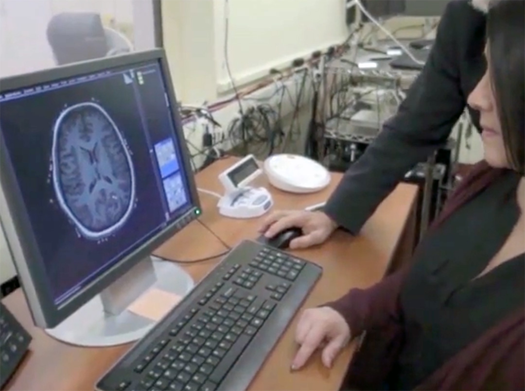 brain scan desktop